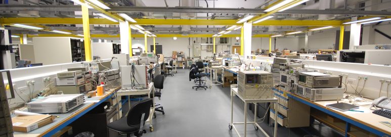 ecotile ESD antistatic flooring in an electrostatic working environment