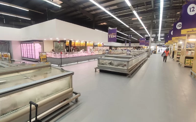 commercial flooring food hall
