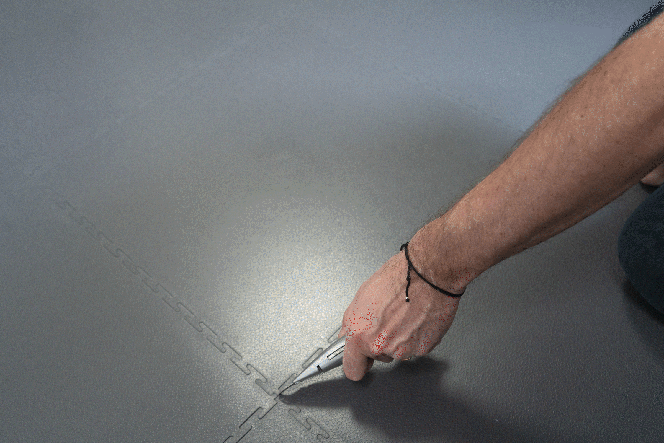 Gif of how easy it is to replace a tile with Ecotile