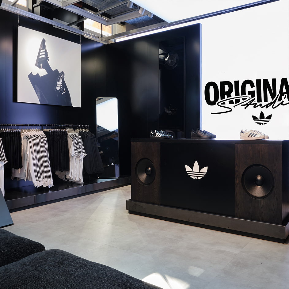 Einblick in die umfassende Zusammenarbeit von DENT Studio mit der Adidas Originals-Kampagne und Ecotile Flooring