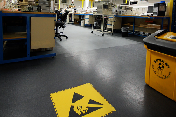 Interlocking Esd Flooring For Commerce And Industry Ecotile Flooring